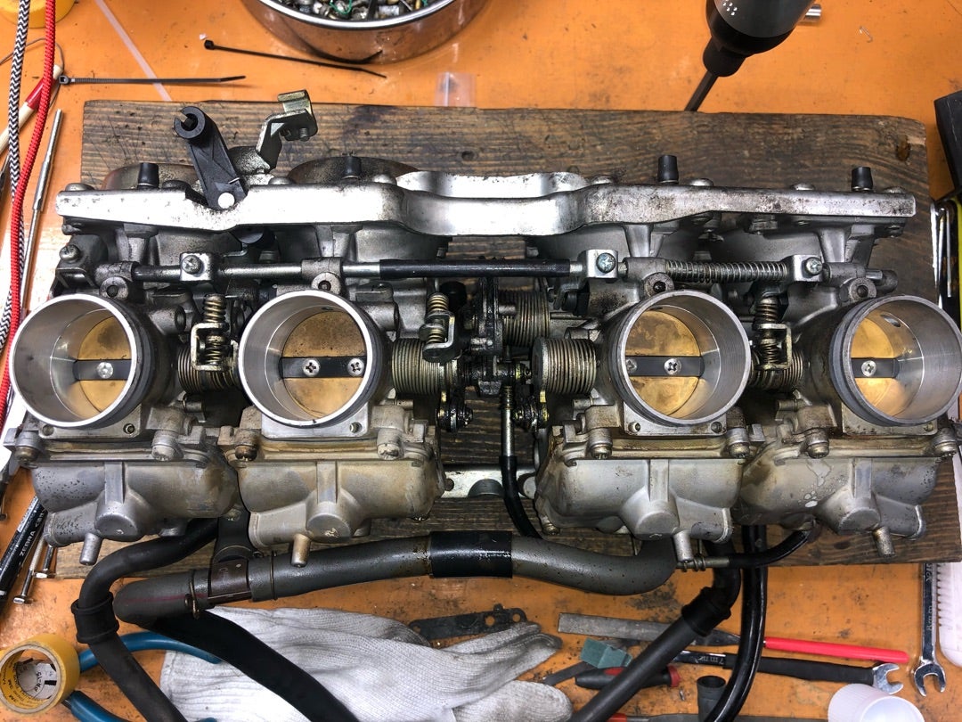 CBR1000F SC21 キャブレター 再生前