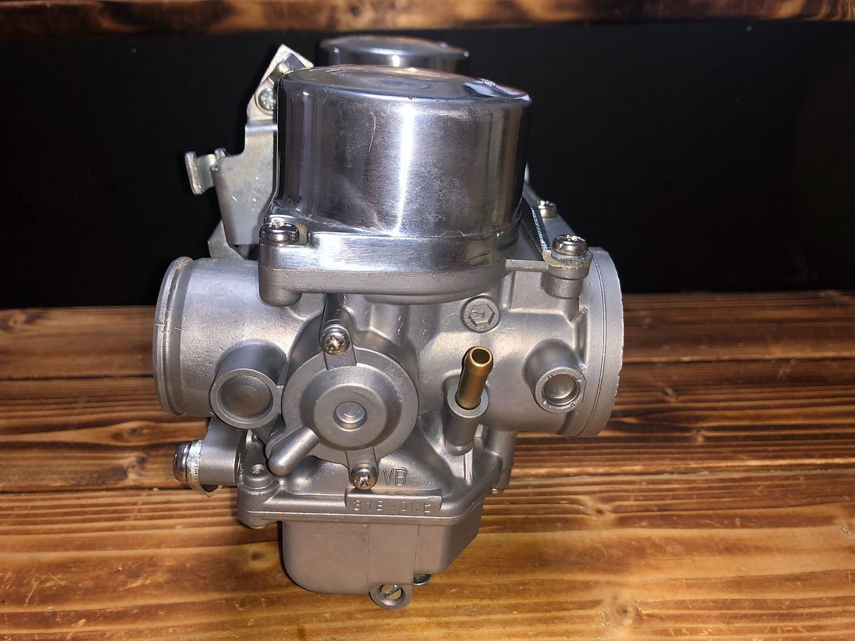 CB400T キャブレター — 単体 側面