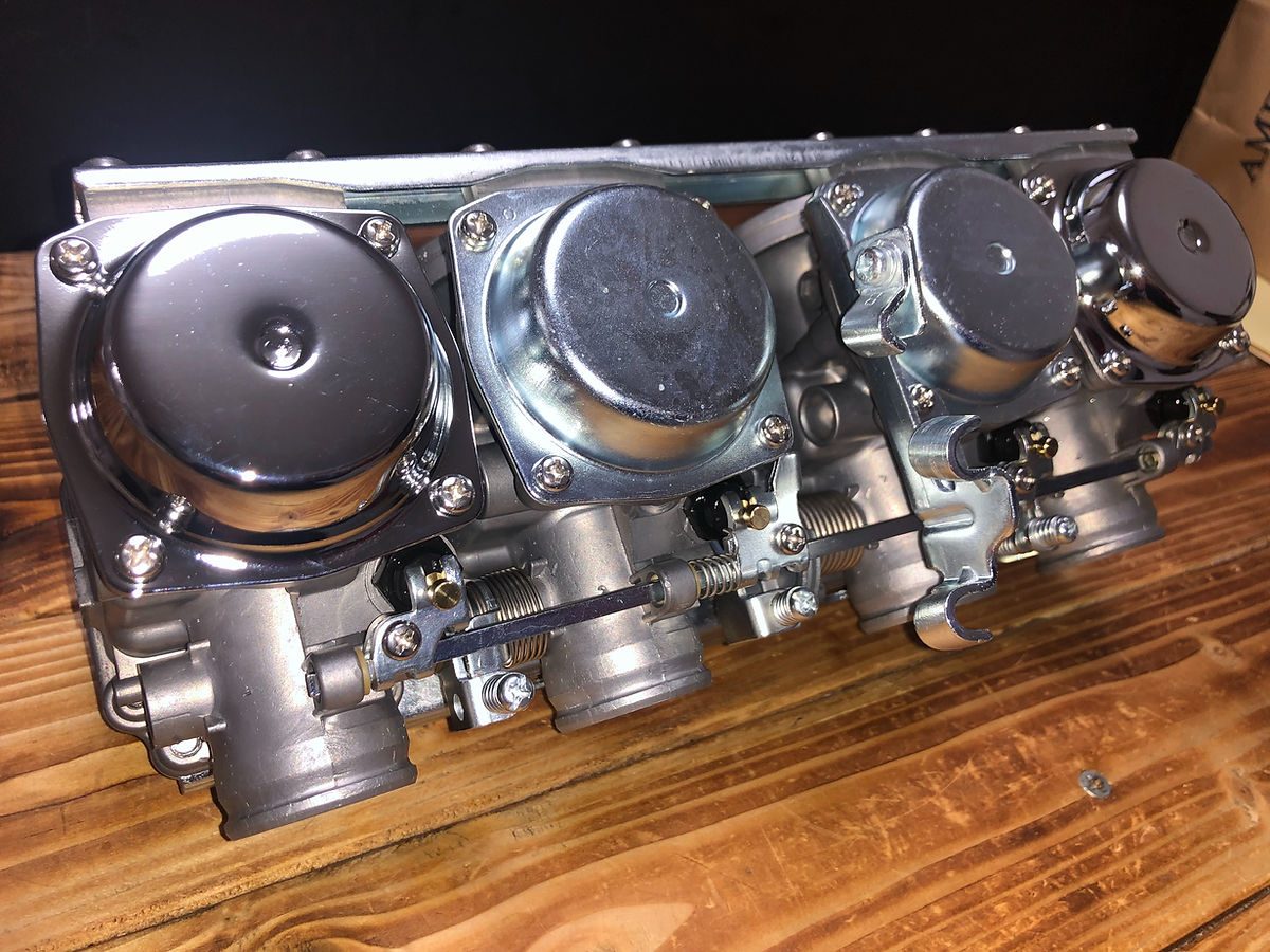 CBX400F キャブレター — トップカバー側 — 再メッキ後